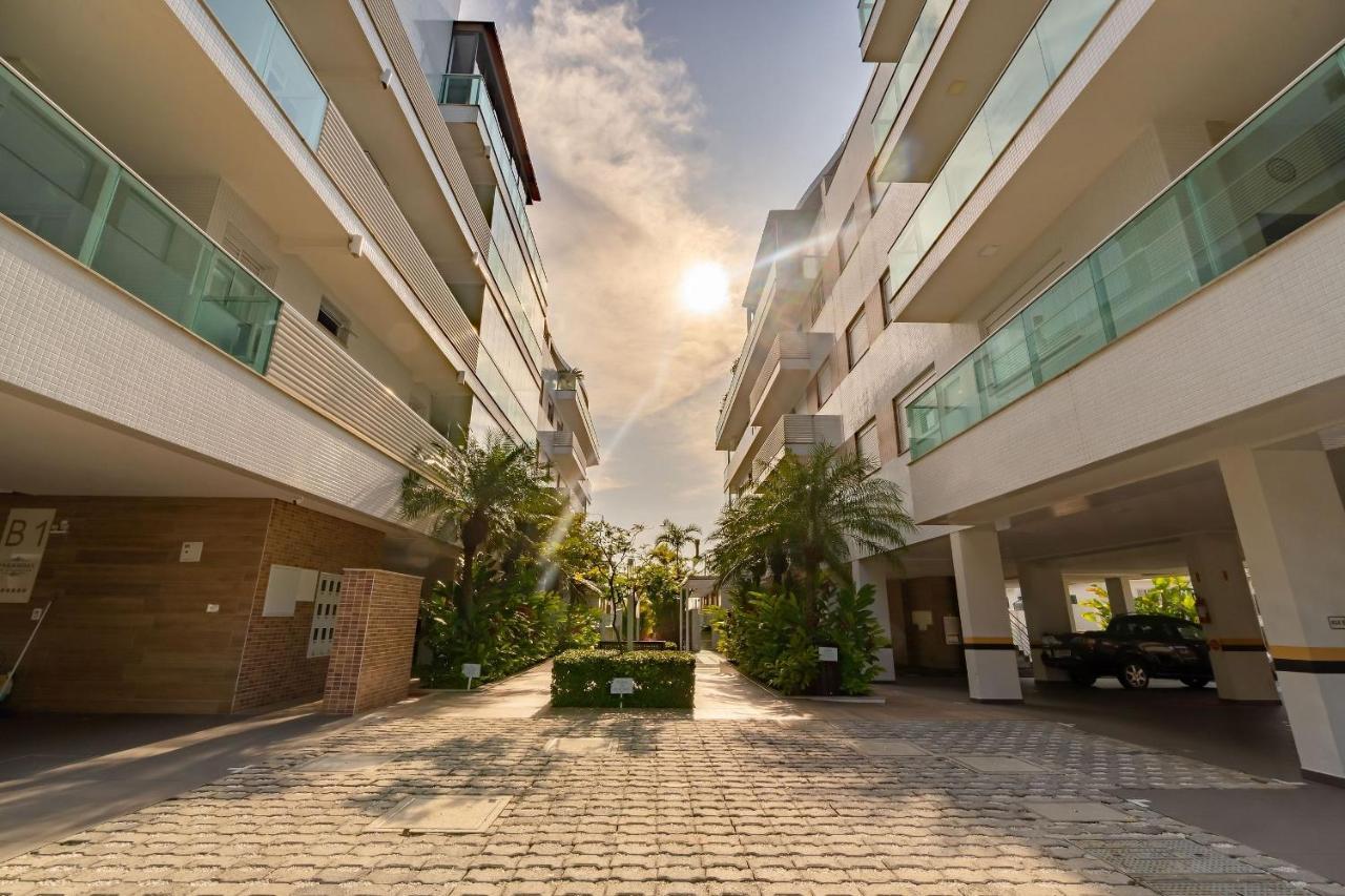 Varandas Do Atlantico - Aconchegante Apartamento Em Condo Pe Na Areia Bombinhas Eksteriør billede